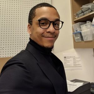 Meet your Posher, Marc